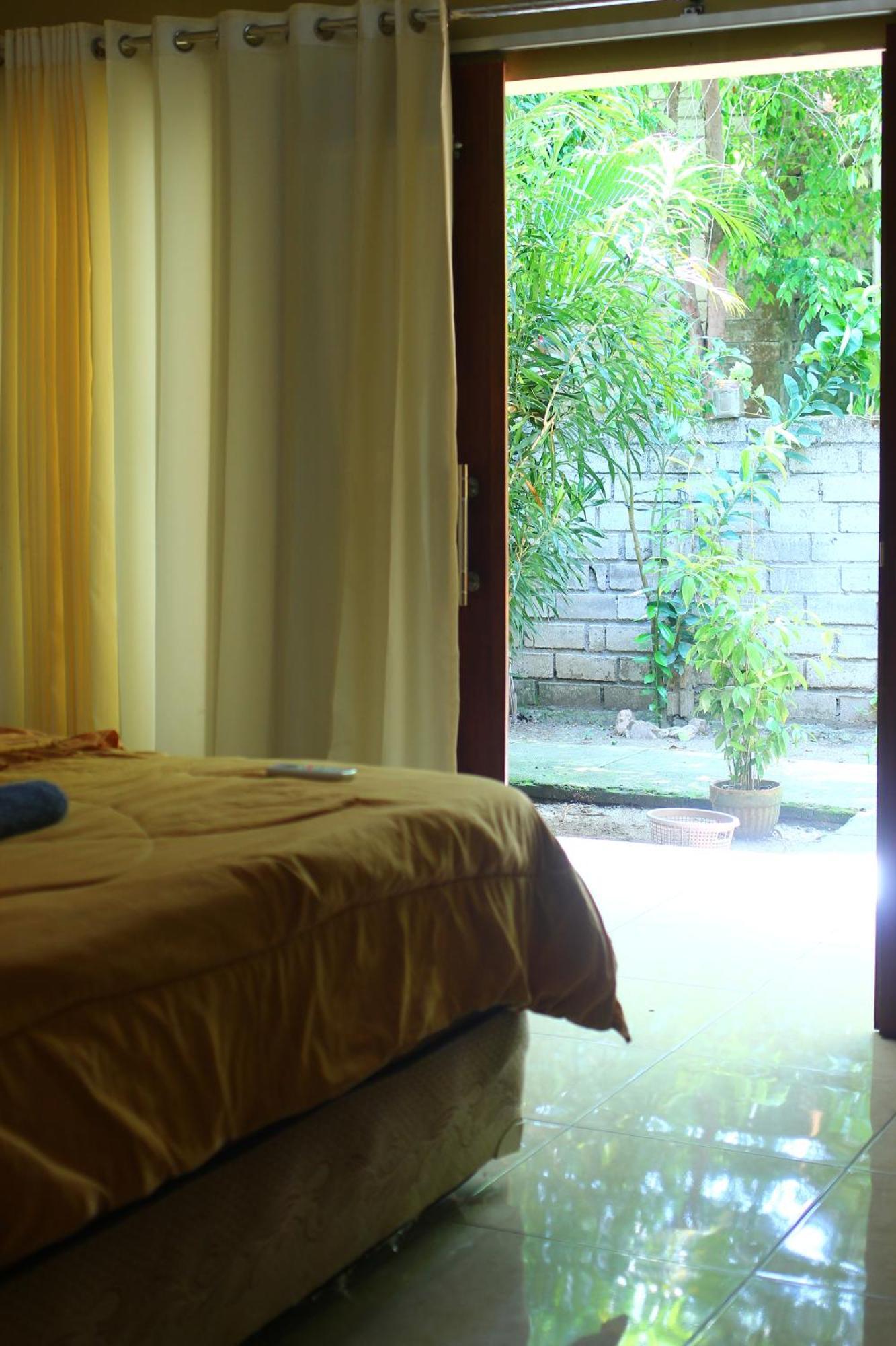 Three V Homestay Kuta  Exterior foto
